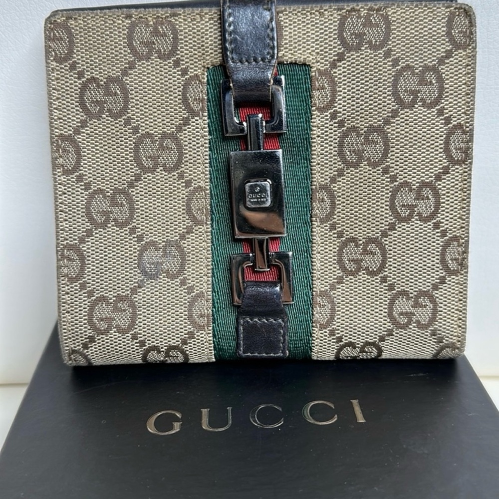 GUCCI W Hook Wallet GG Canvas Beige Canvas x Leather Authentic USED with box.